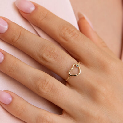 Fine Heart Ring Sapphire Yellow Gold