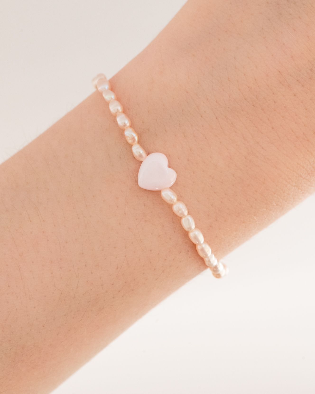 Sweetheart Shell Heart Single and Pink Pearl Bracelet