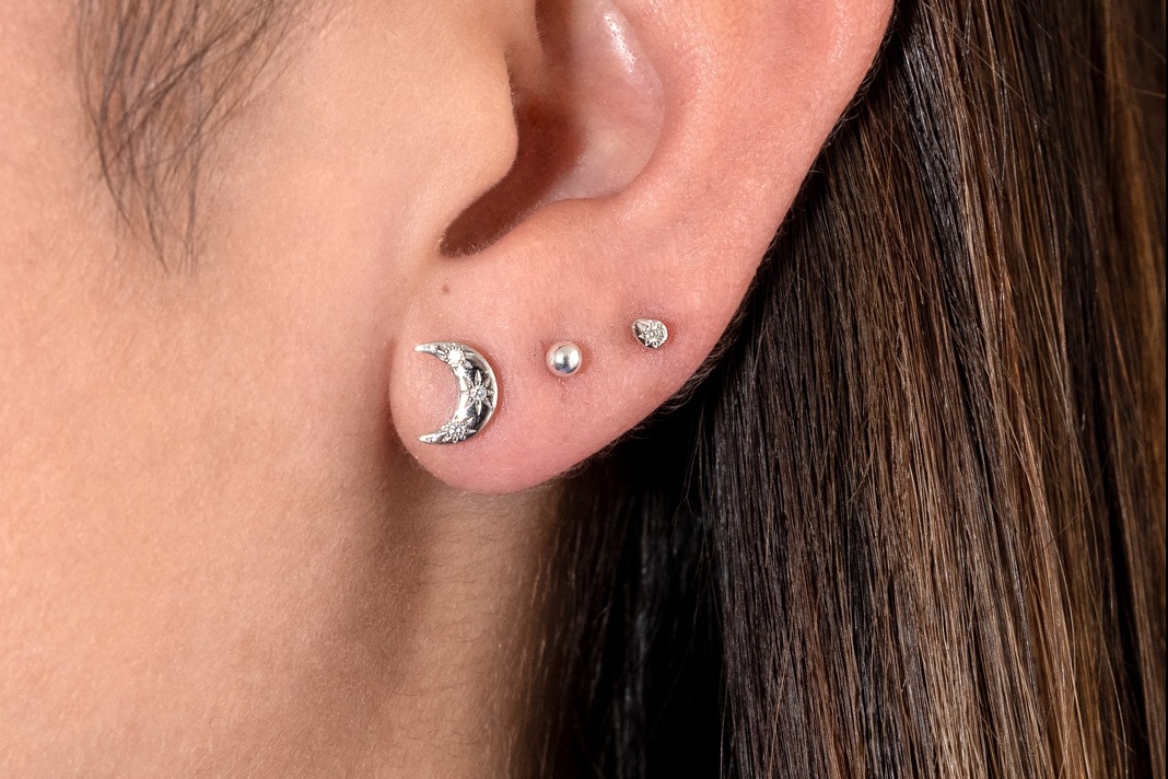 Crescent Moon Diamond Stud Earring White Gold