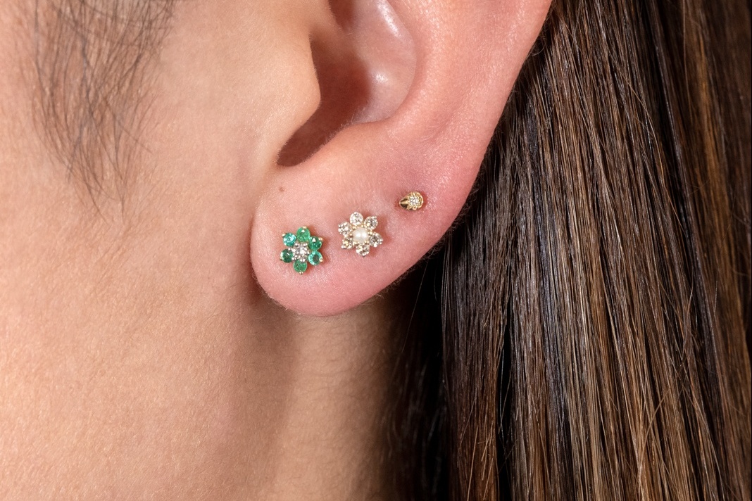 Lux Floral Cluster Earring Diamonds Emerald White Gold