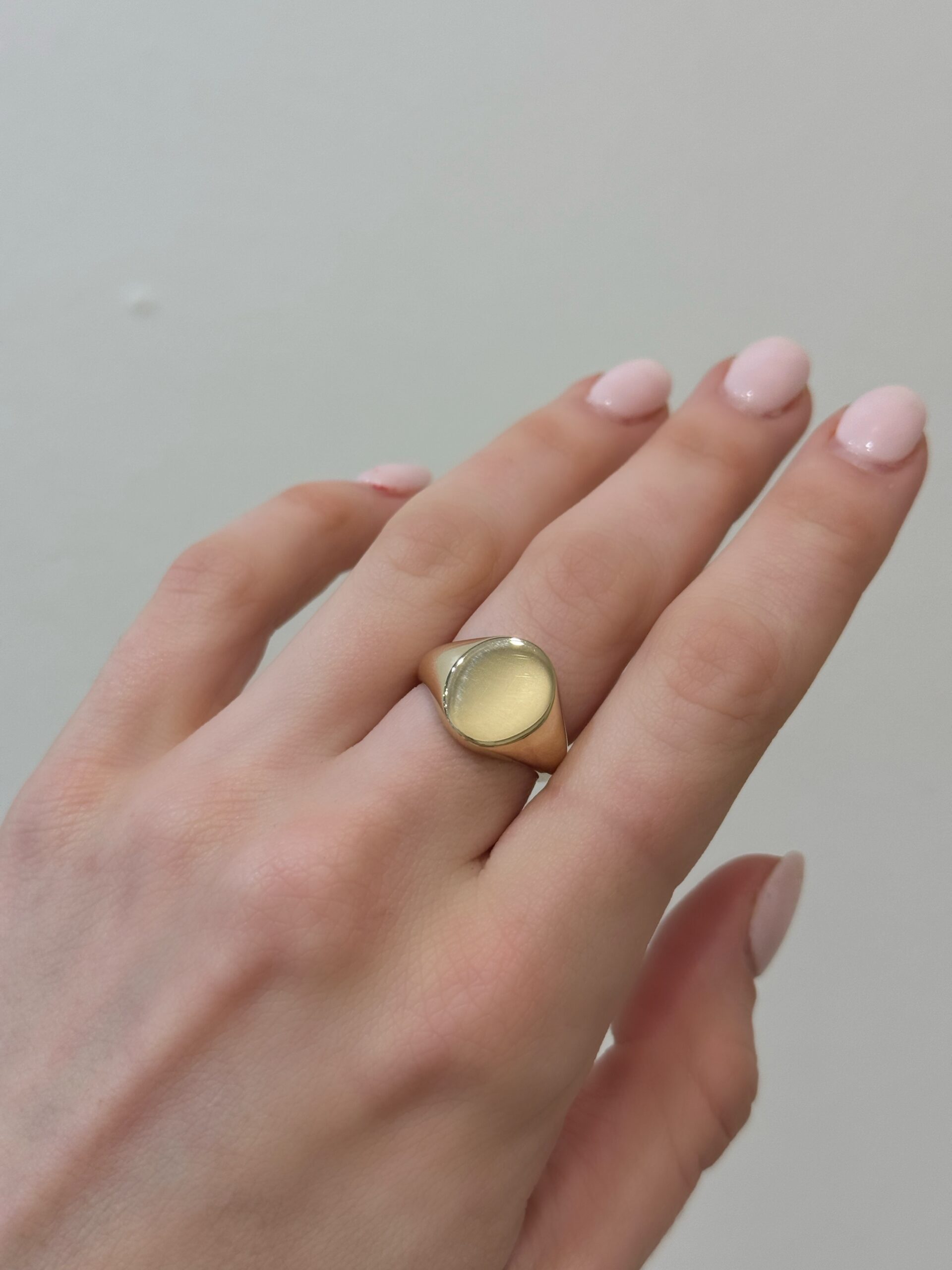 Legacy Signet Ring Yellow Gold